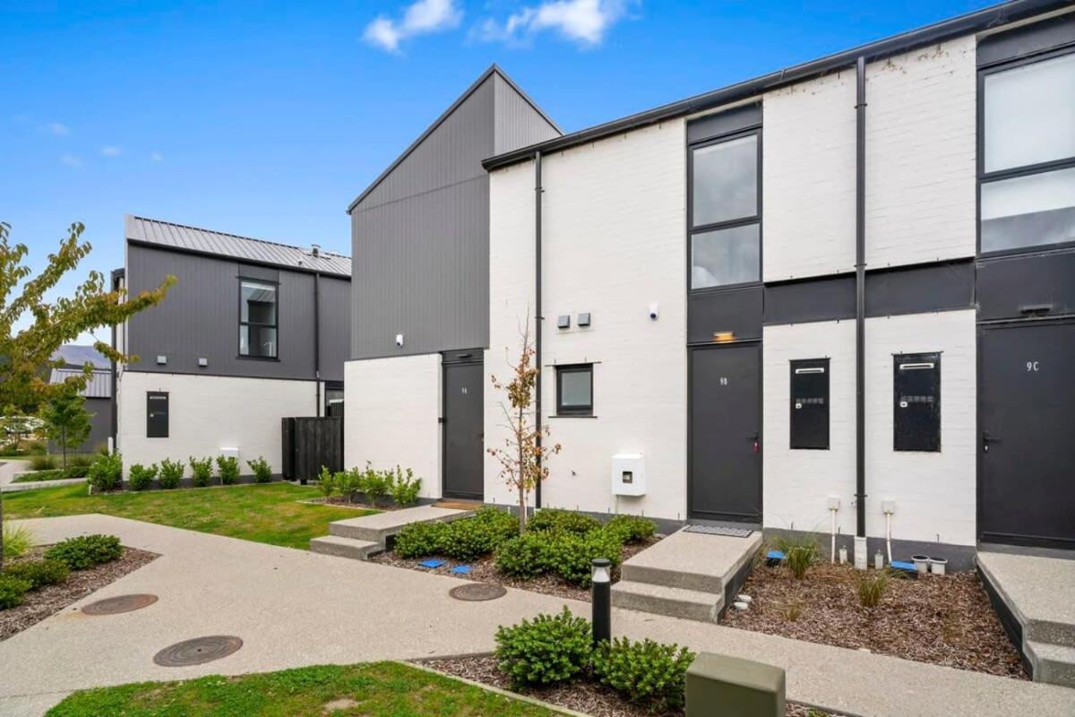 Wanaka Riverside Townhouse Retreat Albert Town Kültér fotó