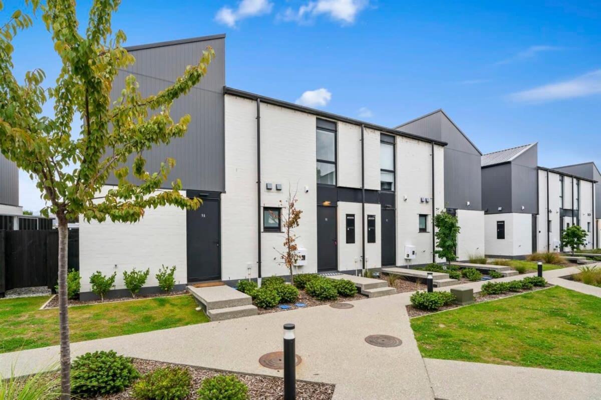 Wanaka Riverside Townhouse Retreat Albert Town Kültér fotó