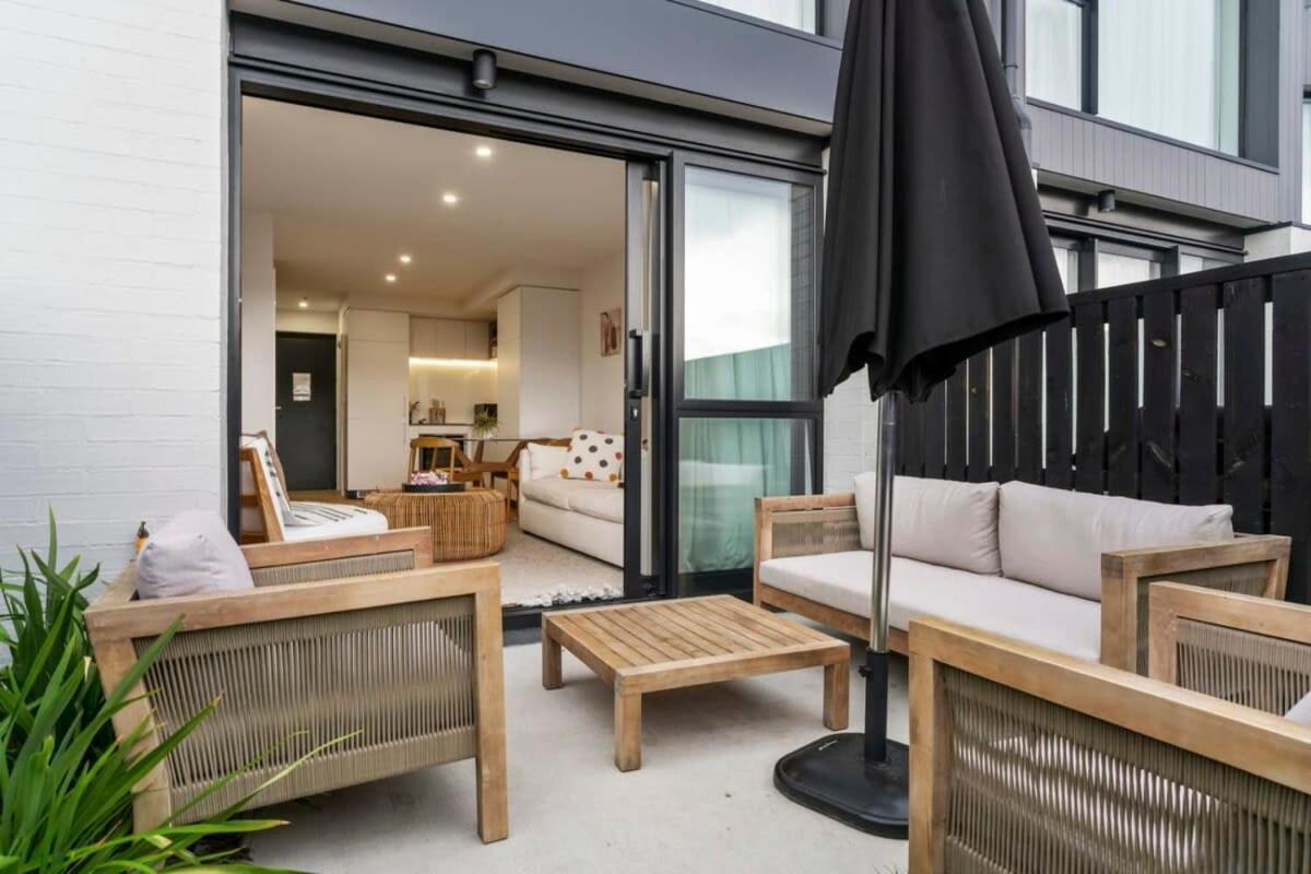 Wanaka Riverside Townhouse Retreat Albert Town Kültér fotó